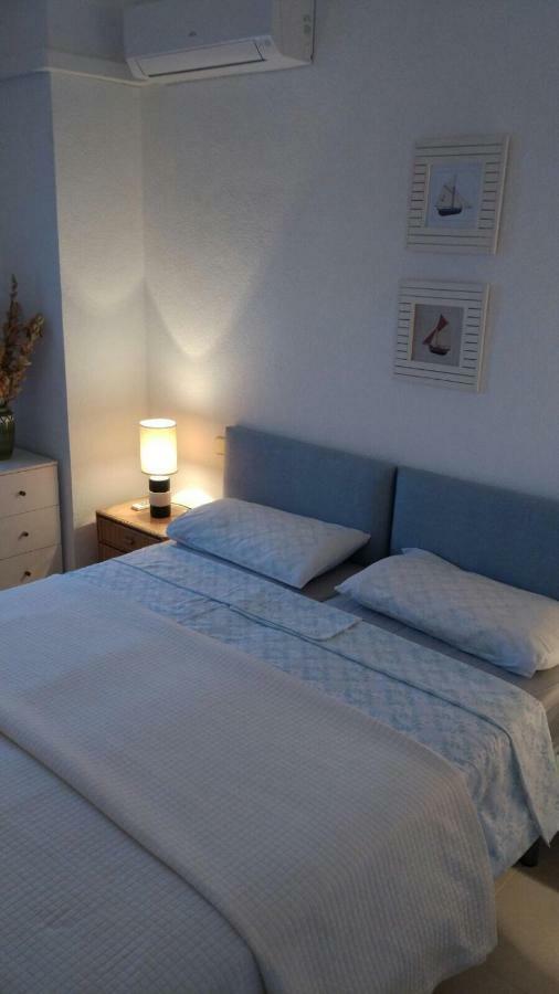 Apartment By The Beach Sitio de Calahonda Exterior foto